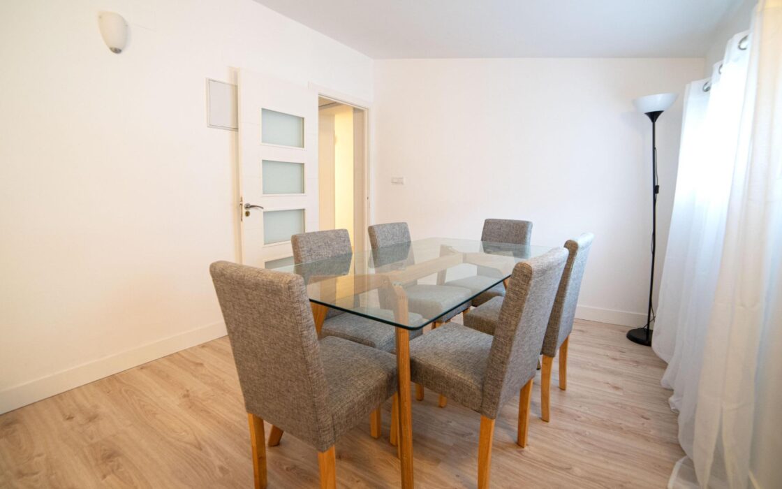 Четырехкомнатная квартира в центре Мадрида 113 кв.м