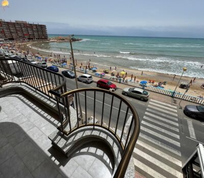 Апартаменти у моря в Торревьехе 119 кв.м з терасою