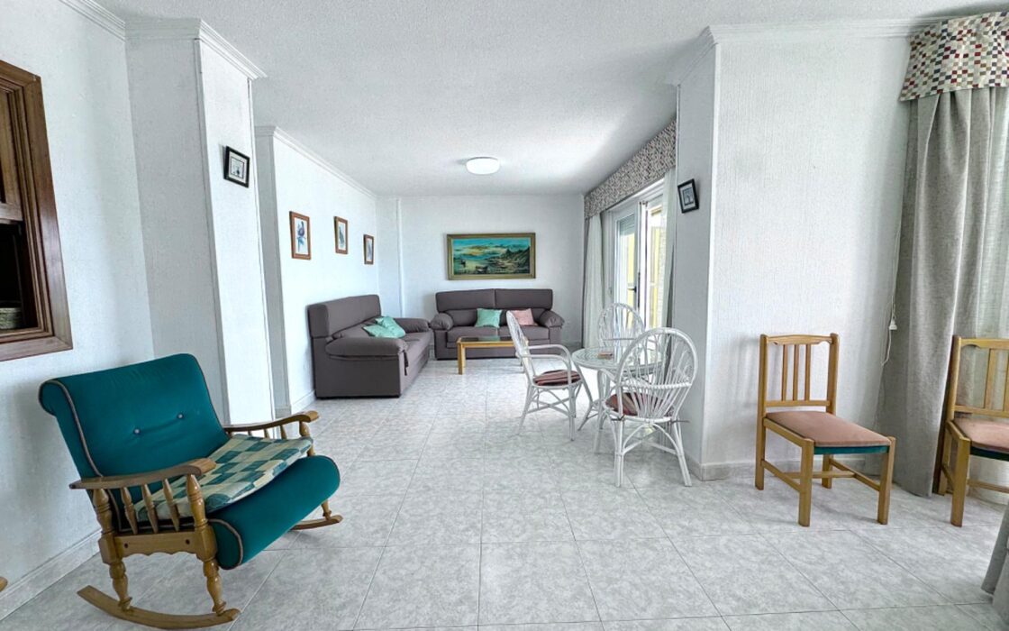 Апартаменты у моря в Торревьехе 119 кв.м с террасой