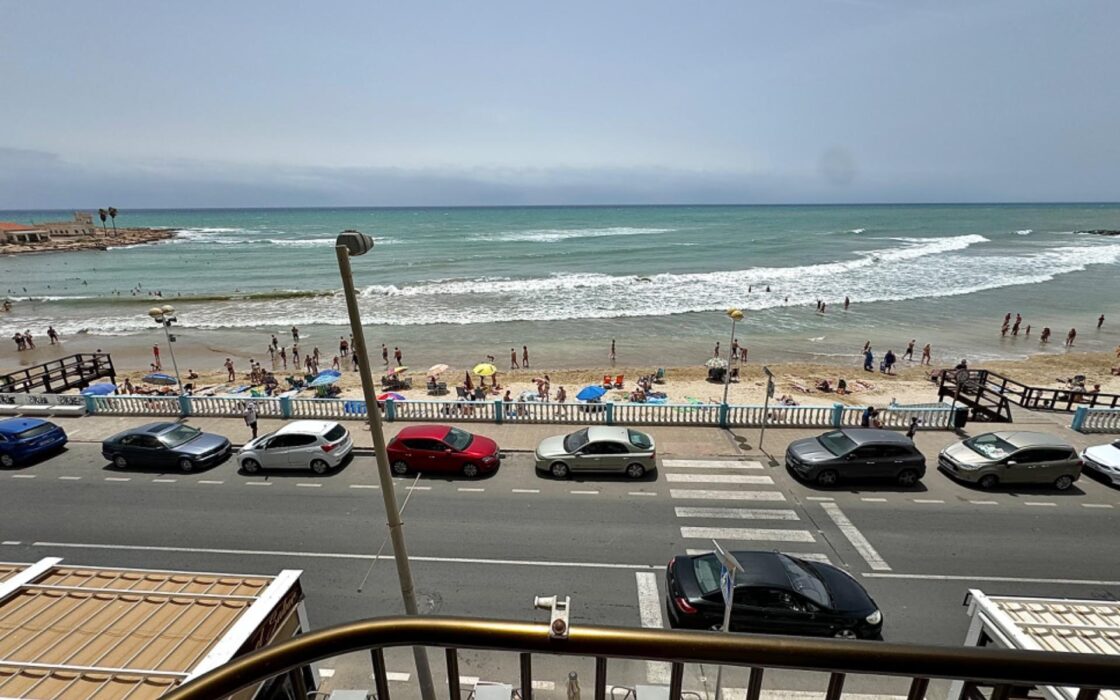 Апартаменты у моря в Торревьехе 119 кв.м с террасой