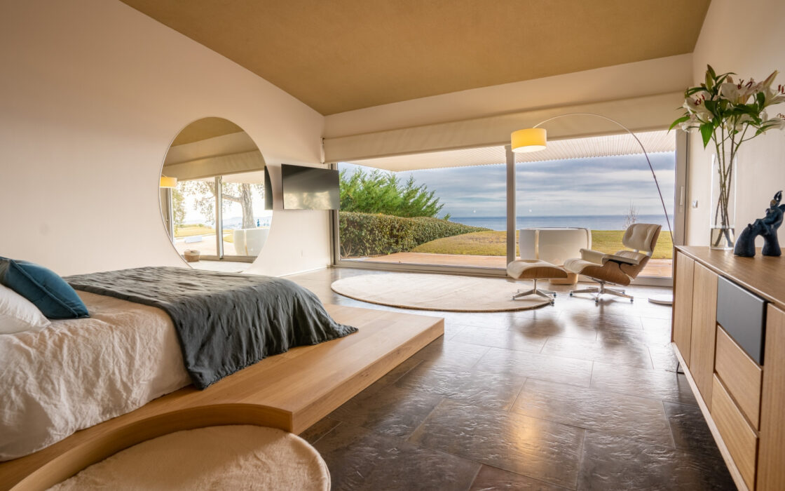 Вилла в Бенальмадене с террасой 846 кв.м в эксклюзивном посёлке