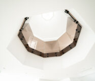 Новая вилла в Марбелье с террасой 882 кв.м. у моря