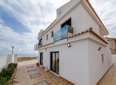 Вилла в Торревьехе 210 кв.м с бассейном и джакузи