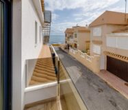 Вилла в Торревьехе 210 кв.м с бассейном и джакузи