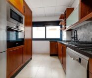 Вилла в Торревьехе 210 кв.м с бассейном и джакузи