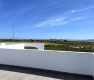 Вилла в Сьюдад Кесада 126 кв.м с террасой у моря