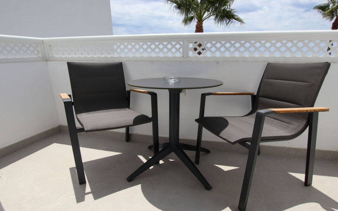 Апартаменты у моря в Михас Коста, 78.3 кв.м, 3 комнаты