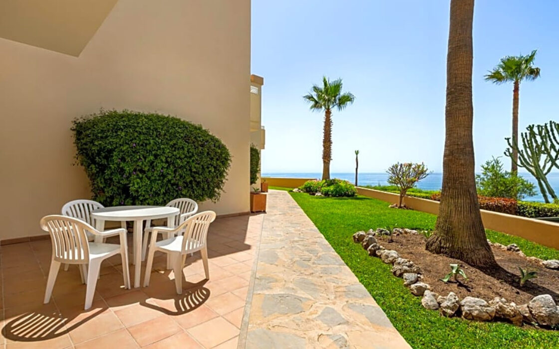 Апартаменты у моря в Михас Коста, 78.3 кв.м, 3 комнаты