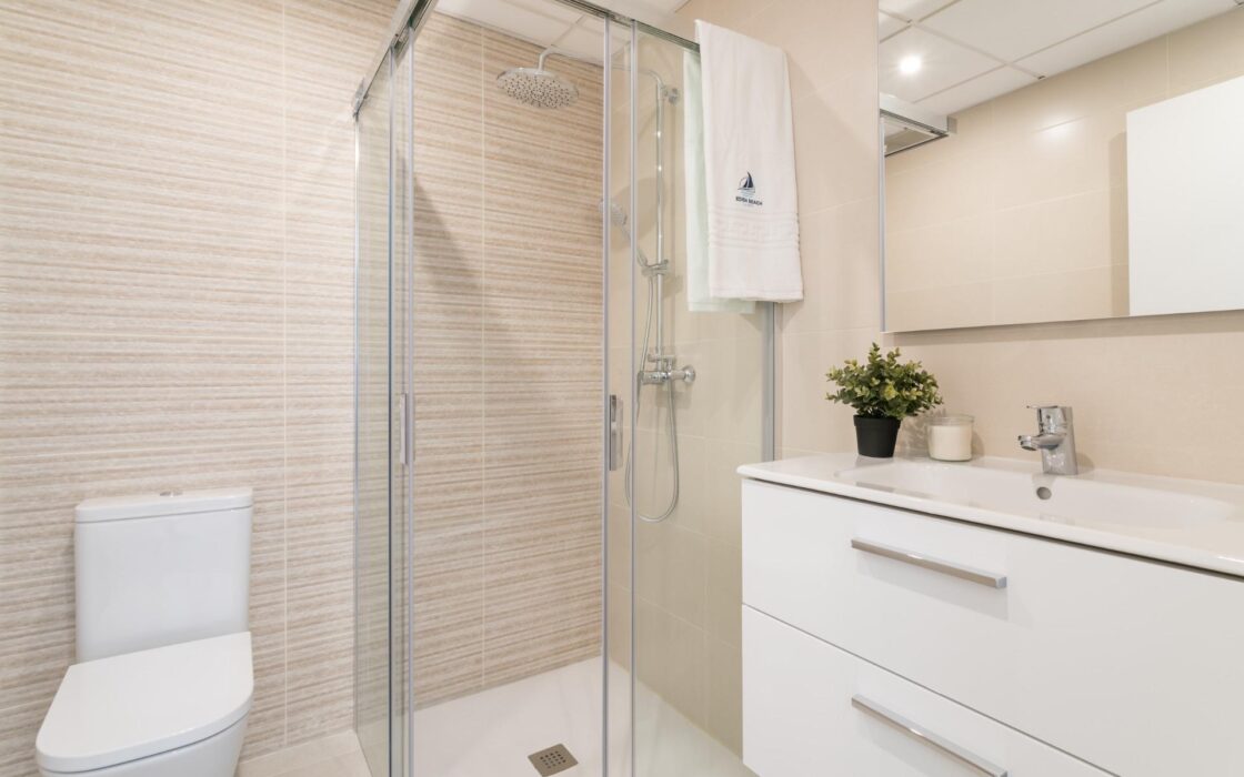 Апартаменты с видом на море в Торревьехе 2 спальни новострой