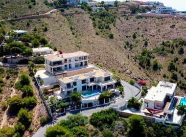 Будинок в Бенідормі з видом на море та басейном 900 кв.м