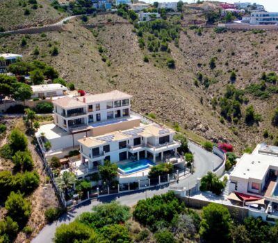 Будинок в Бенідормі з видом на море та басейном 900 кв.м