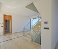 Дом в Бенидорме с видом на море и бассейном 900 кв.м