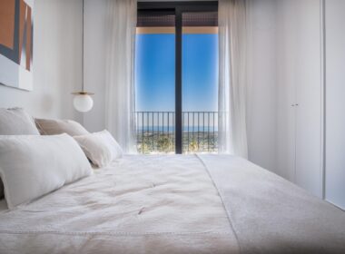 Виллы с видом на море в Полопе, 3 комнаты, новый жилой комплекс