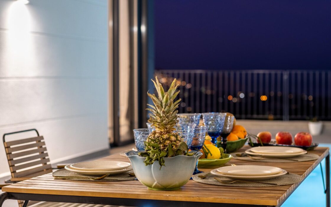 Виллы с видом на море в Полопе, 3 комнаты, новый жилой комплекс