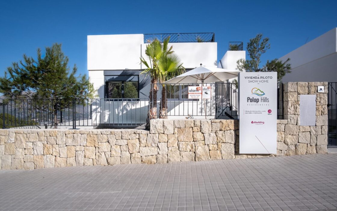 Виллы с видом на море в Полопе, 3 комнаты, новый жилой комплекс