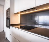 Виллы с видом на море в Полопе, 3 комнаты, новый жилой комплекс