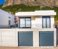 Виллы с видом на море в Полопе, 3 комнаты, новый жилой комплекс