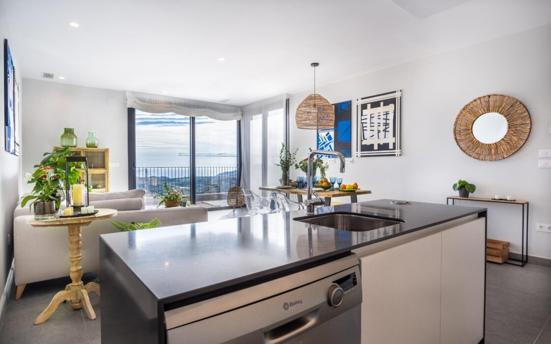 Виллы с видом на море в Полопе, 3 комнаты, новый жилой комплекс