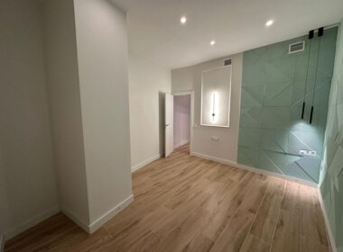 Просторні апартаменти в Аліканте 150 кв.м з 6 спальнями