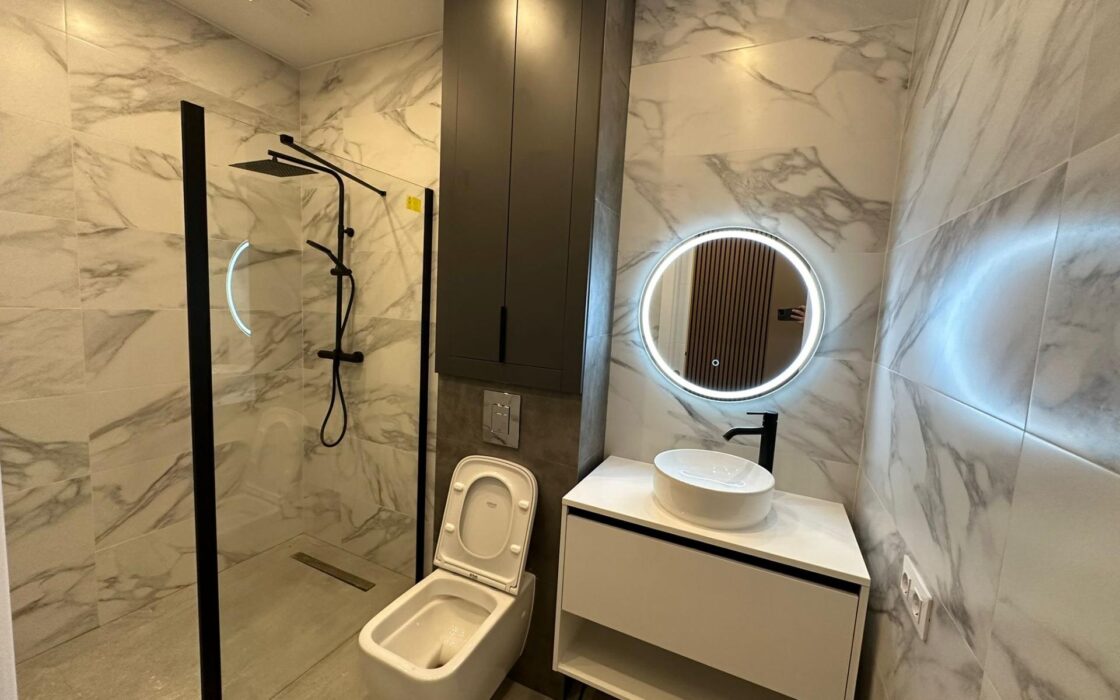 Просторні апартаменти в Аліканте 150 кв.м з 6 спальнями