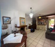 Угловая Вилла в Ориуэла-Коста с Бассейном и 4 Спальнями