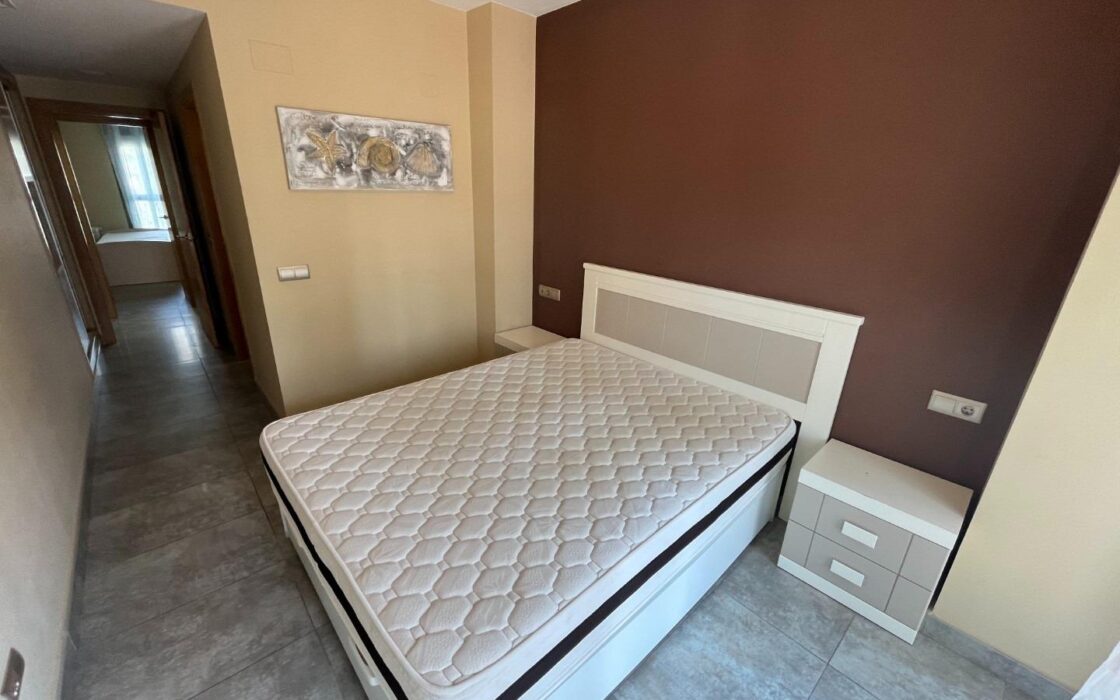 Трехкомнатная квартира 94 кв.м у пляжа Сан-Хуан в Аликанте