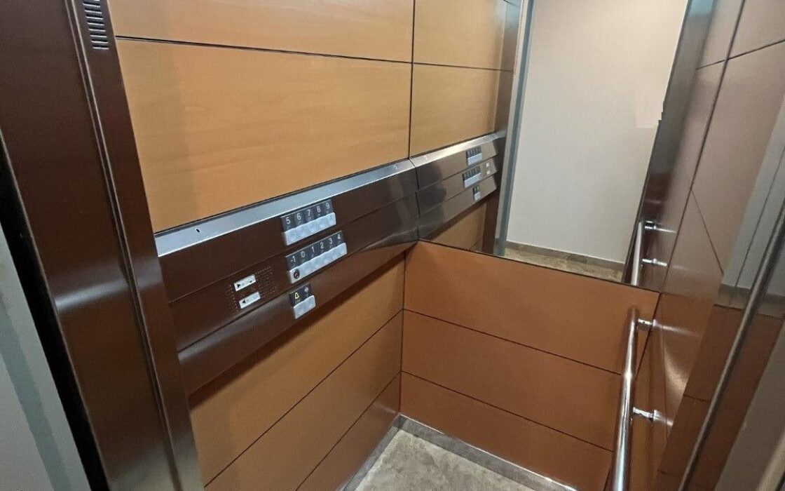 Трехкомнатная квартира 94 кв.м у пляжа Сан-Хуан в Аликанте