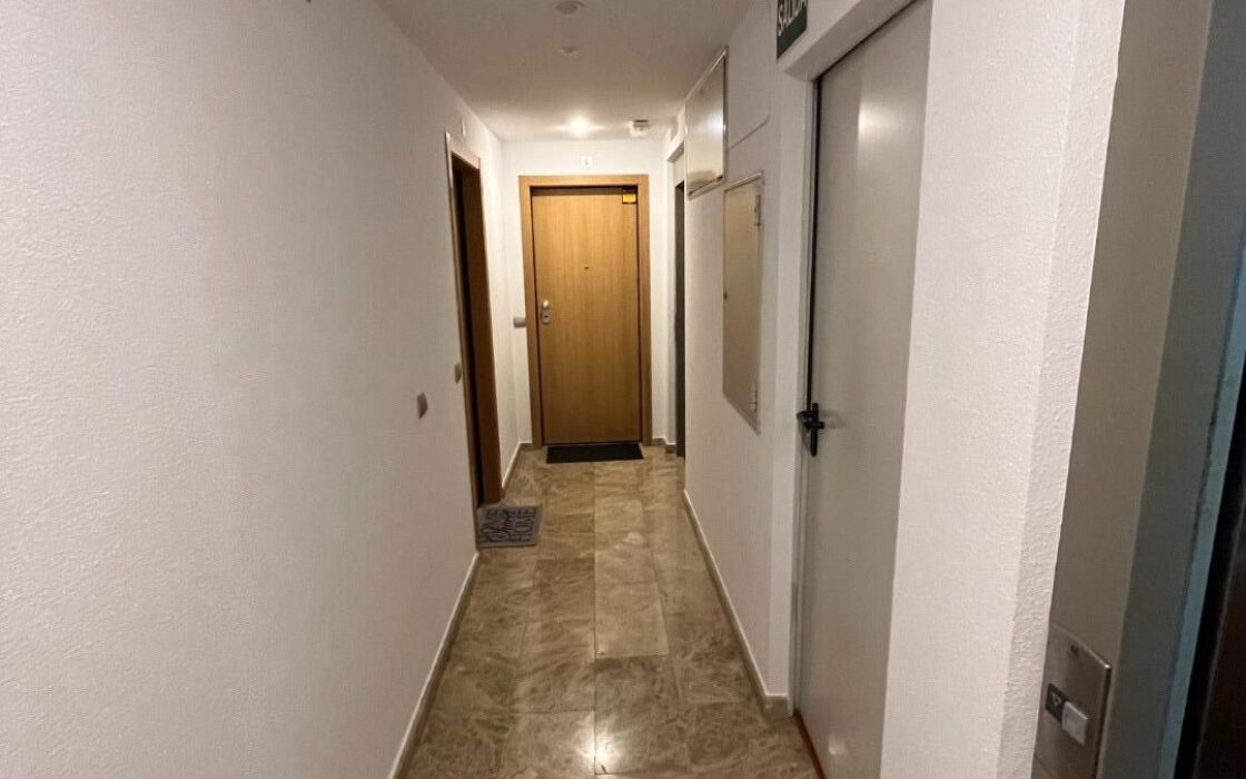 Трехкомнатная квартира 94 кв.м у пляжа Сан-Хуан в Аликанте