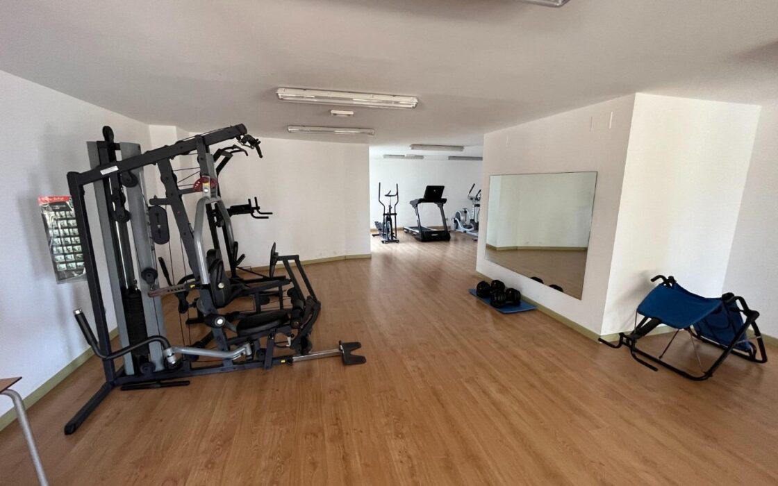 Трехкомнатная квартира 94 кв.м у пляжа Сан-Хуан в Аликанте