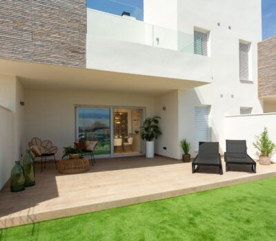 Великі апартаменти з 2 спальнями в Альгорфі біля басейну