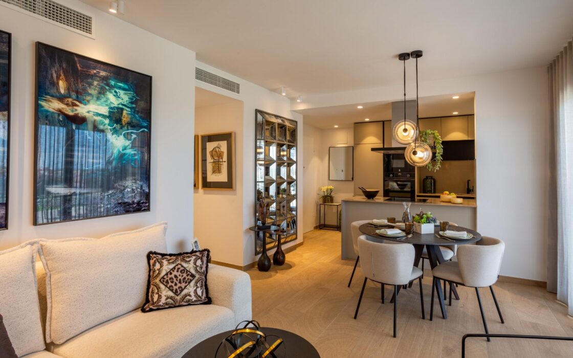 Большие апартаменты с 2 спальнями в Альгорфе у бассейна