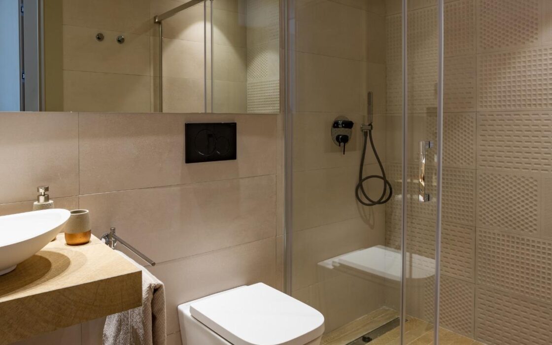 Большие апартаменты с 2 спальнями в Альгорфе у бассейна