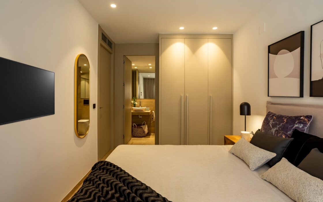 Большие апартаменты с 2 спальнями в Альгорфе у бассейна