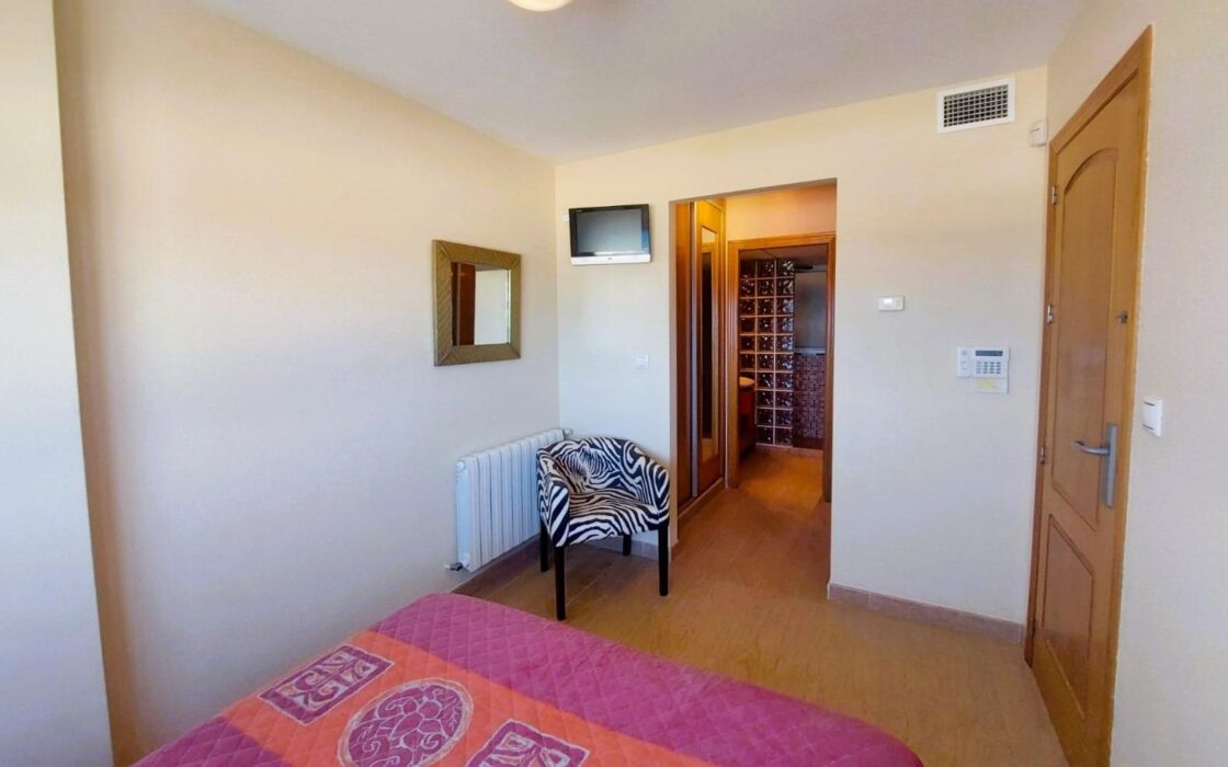 Апартаменты с видом на море в Торревьехе 176 кв.м 5 комнат