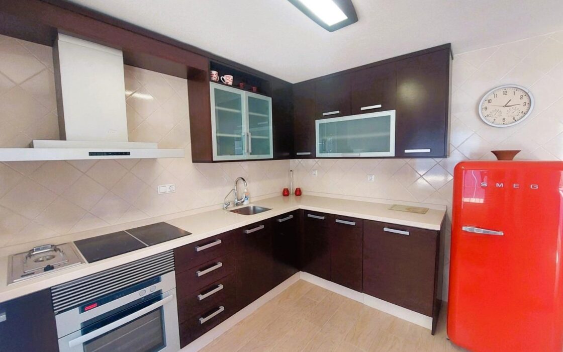 Апартаменты с видом на море в Торревьехе 176 кв.м 5 комнат