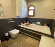 Вілла в Бениссі біля моря з басейном, 285 кв.м, 9 кімнат