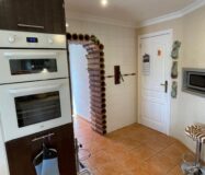 Вілла в Бениссі біля моря з басейном, 285 кв.м, 9 кімнат