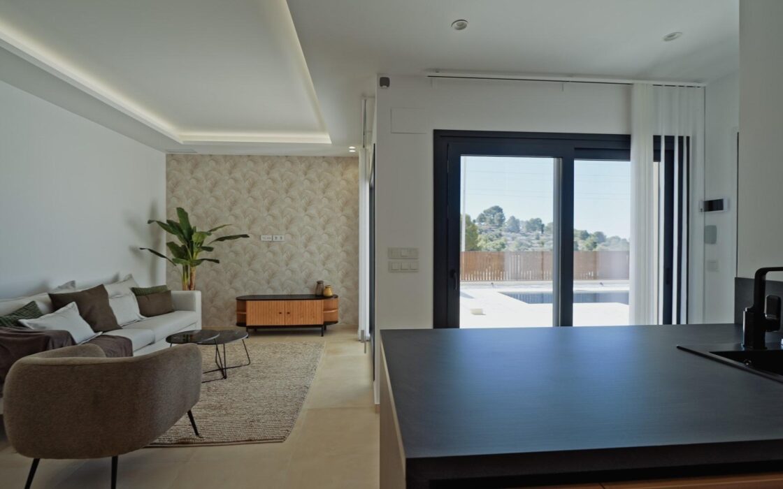 Новые виллы с видом на море в Ла-Пинада 2-3 спальни 100 кв.м