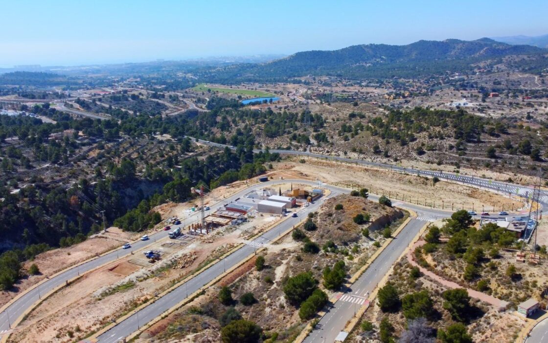 Новые виллы с видом на море в Ла-Пинада 2-3 спальни 100 кв.м