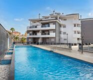 Апартаменты 3 комнаты с террасой в Ориуэла Коста 97 кв.м