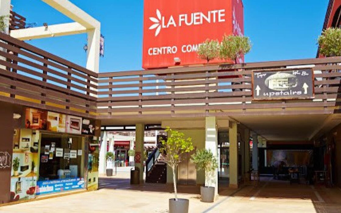 Апартаменты 3 комнаты с террасой в Ориуэла Коста 97 кв.м