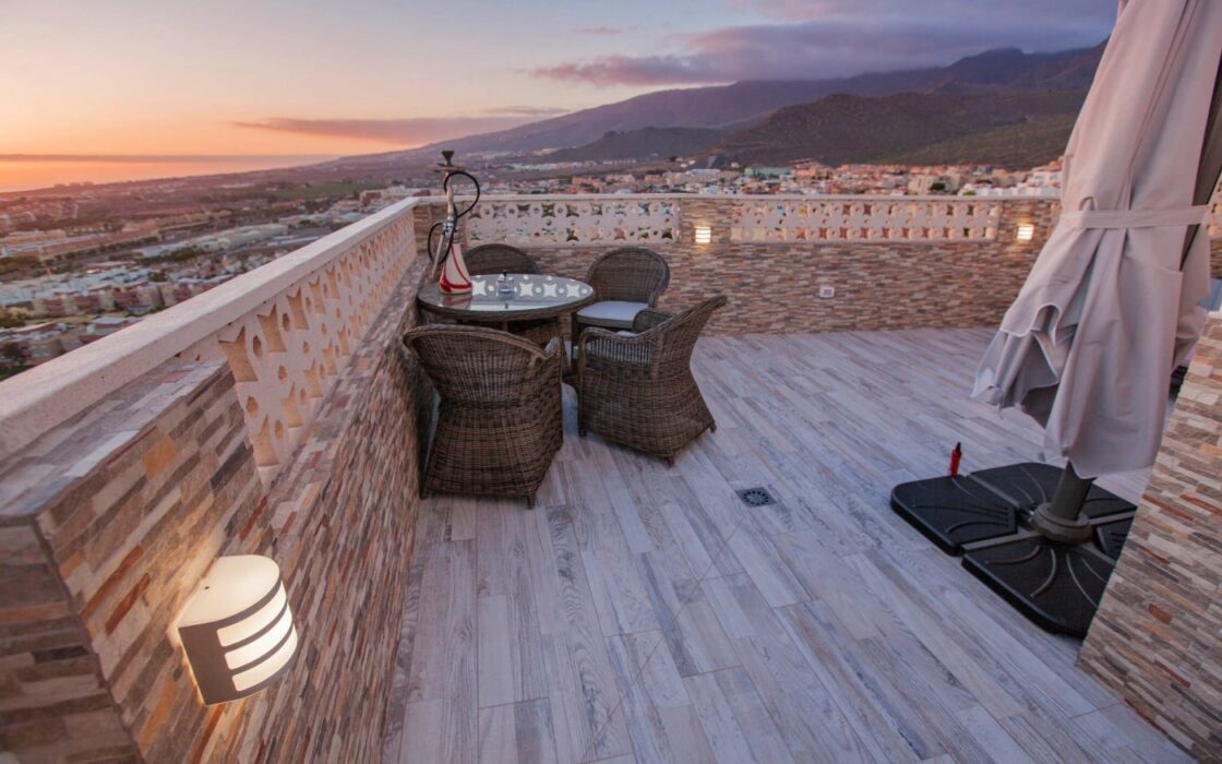 Вилла в Санта-Крус-де-Тенерифе 4 комнаты с видом на море