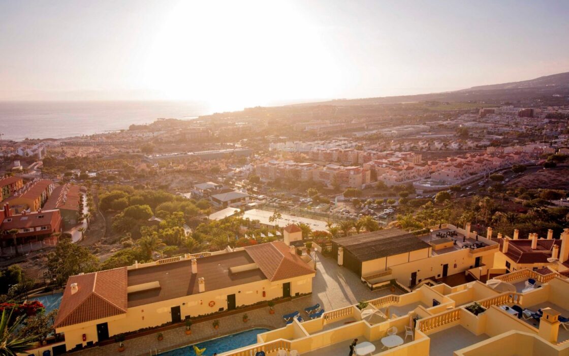 Вилла в Санта-Крус-де-Тенерифе 4 комнаты с видом на море