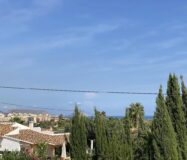 Вилла в Альфас-Дель-Пи, 4 спальни, большой бассейн, 190 кв.м