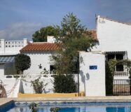 Вилла в Альфас-Дель-Пи, 4 спальни, большой бассейн, 190 кв.м