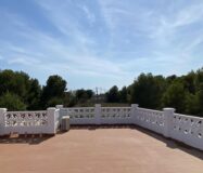 Вилла в Альфас-Дель-Пи, 4 спальни, большой бассейн, 190 кв.м