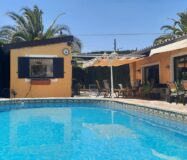 Вилла в Альфас-дель-Пи 155 кв.м с террасой и бассейном