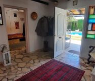 Вилла в Альфас-дель-Пи 155 кв.м с террасой и бассейном