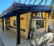 Вилла в Альфас-дель-Пи 155 кв.м с террасой и бассейном