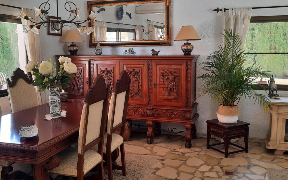 Вилла в Альфас-дель-Пи 155 кв.м с террасой и бассейном